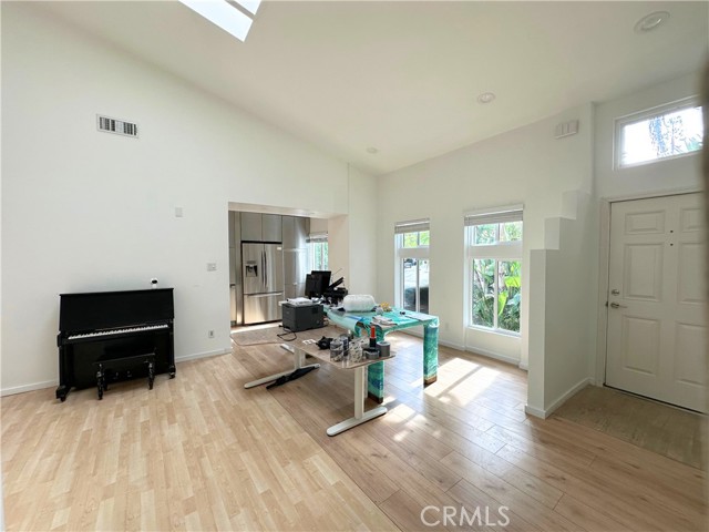 MLS #SR25243594 image #6