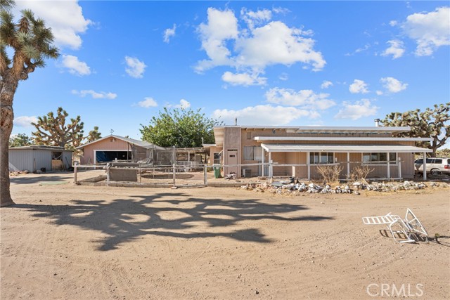 Detail Gallery Image 28 of 41 For 5277 Roberts Rd, Yucca Valley,  CA 92284 - 4 Beds | 2 Baths