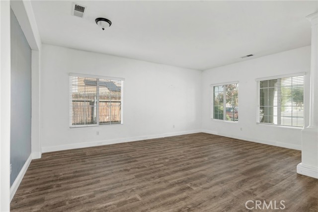 Detail Gallery Image 9 of 52 For 6607 Radio Flyer, Bakersfield,  CA 93312 - 3 Beds | 2 Baths