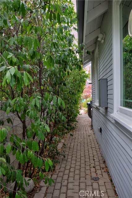 Detail Gallery Image 12 of 12 For 3604 Sierra Vista a,  Glendale,  CA 91208 - 0 Beds | 1 Baths