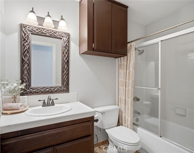 Detail Gallery Image 15 of 44 For 29860 Steel Head Dr, Canyon Lake,  CA 92587 - 3 Beds | 2 Baths