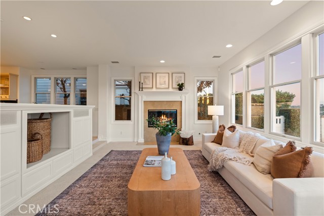 Detail Gallery Image 10 of 34 For 47 Cape Andover, Newport Beach,  CA 92660 - 4 Beds | 3/2 Baths