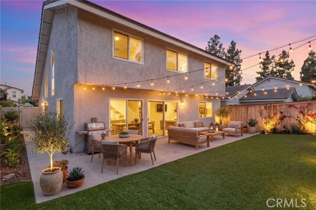 Detail Gallery Image 14 of 25 For 10 Poinsettia, Irvine,  CA 92604 - 3 Beds | 2/1 Baths