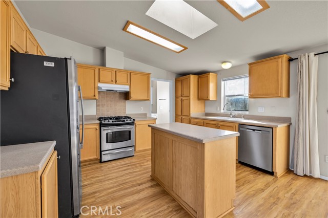 Detail Gallery Image 13 of 74 For 628 Landers Ln, Yucca Valley,  CA 92284 - 4 Beds | 2 Baths