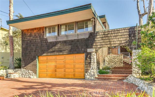 1236 6th Street, Manhattan Beach, California 90266, 3 Bedrooms Bedrooms, ,2 BathroomsBathrooms,Residential,Sold,6th,SB16118007