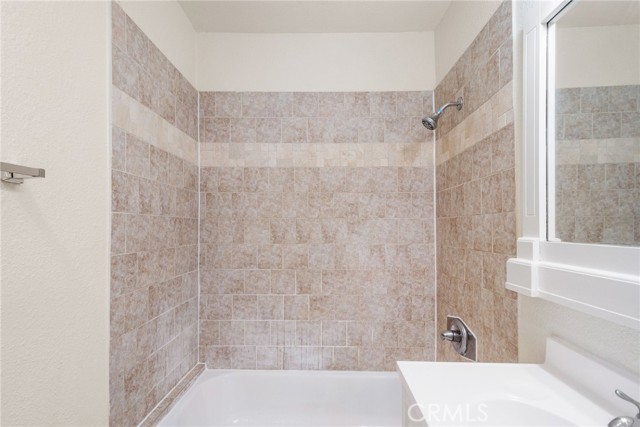 122 E 83rd Street, Los Angeles CA: https://media.crmls.org/medias/c43acfd3-6fb5-4717-8df2-aab26012ae1e.jpg