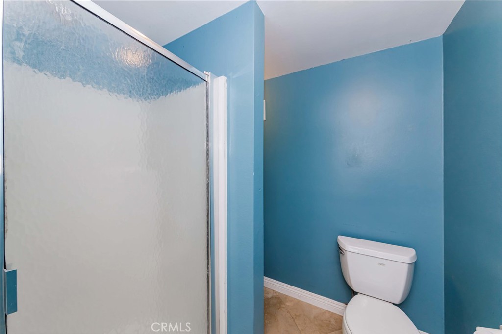 https://media.crmls.org/medias/c43b71f2-e57a-4765-85d9-930d959cbfa0.jpg?preset=X-Large