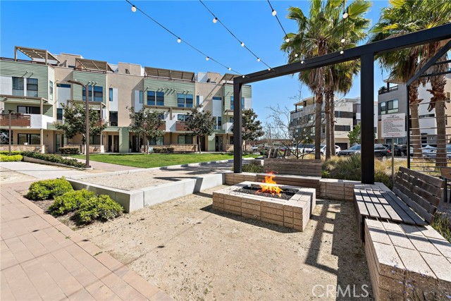 608 Malibu, Costa Mesa CA: https://media.crmls.org/medias/c43bc639-db79-4f6a-b3e4-0b326d17e25e.jpg