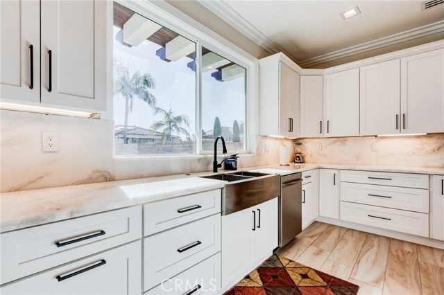 18 Elissa, Ladera Ranch CA: https://media.crmls.org/medias/c43bc8d3-829f-47c1-9711-043ee4b1e8e1.jpg