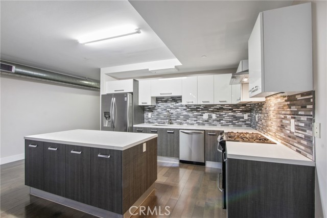 Detail Gallery Image 2 of 19 For 433 Pine Ave #203,  Long Beach,  CA 90802 - 1 Beds | 1 Baths