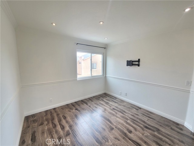 11076 Sharp Avenue, Mission Hills (San Fernando) CA: https://media.crmls.org/medias/c43beeb1-dd5c-47ef-b31b-93395f7aaf6f.jpg
