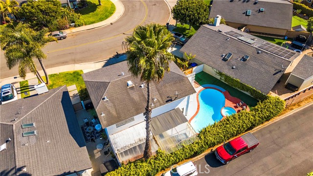 450 Anchor Way, Carlsbad CA: https://media.crmls.org/medias/c43bfd8a-110f-4a16-b5a7-946045518fb4.jpg