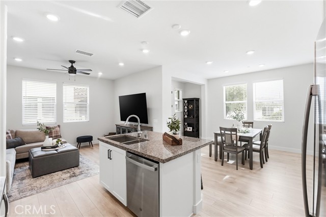 Image 9 of 45 For 3945 Lavine Way  101