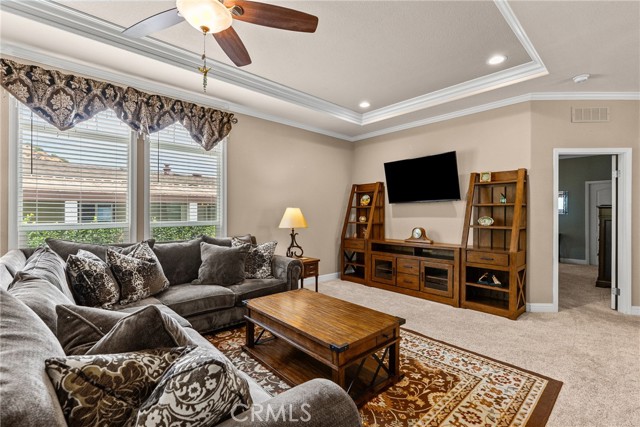 15455 Glenoaks, 481 photo 13