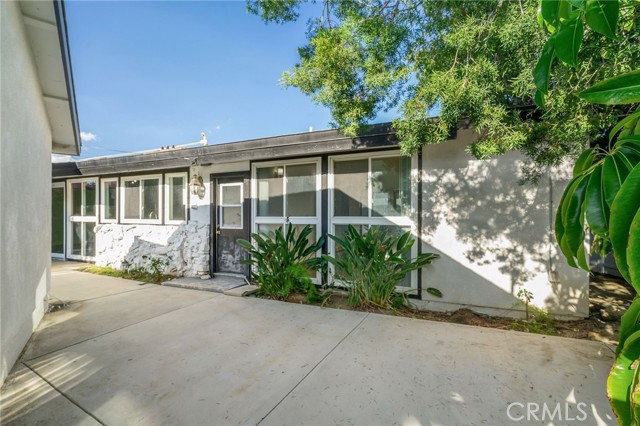 Detail Gallery Image 23 of 31 For 8341 Delco Ave, Winnetka,  CA 91306 - 5 Beds | 4 Baths