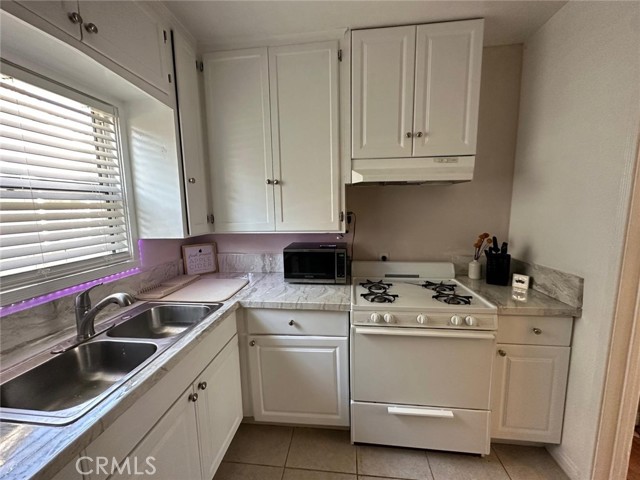 Detail Gallery Image 6 of 17 For 9719 Belmont 1/4 St, Bellflower,  CA 90706 - 1 Beds | 1 Baths