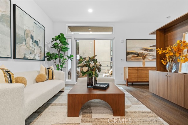 Detail Gallery Image 5 of 44 For 709 E Walnut St #318,  Pasadena,  CA 91101 - 0 Beds | 1 Baths