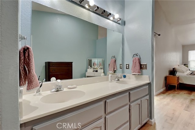 Detail Gallery Image 52 of 75 For 1947 Shadow Park Dr., Turlock,  CA 95380 - 3 Beds | 2 Baths