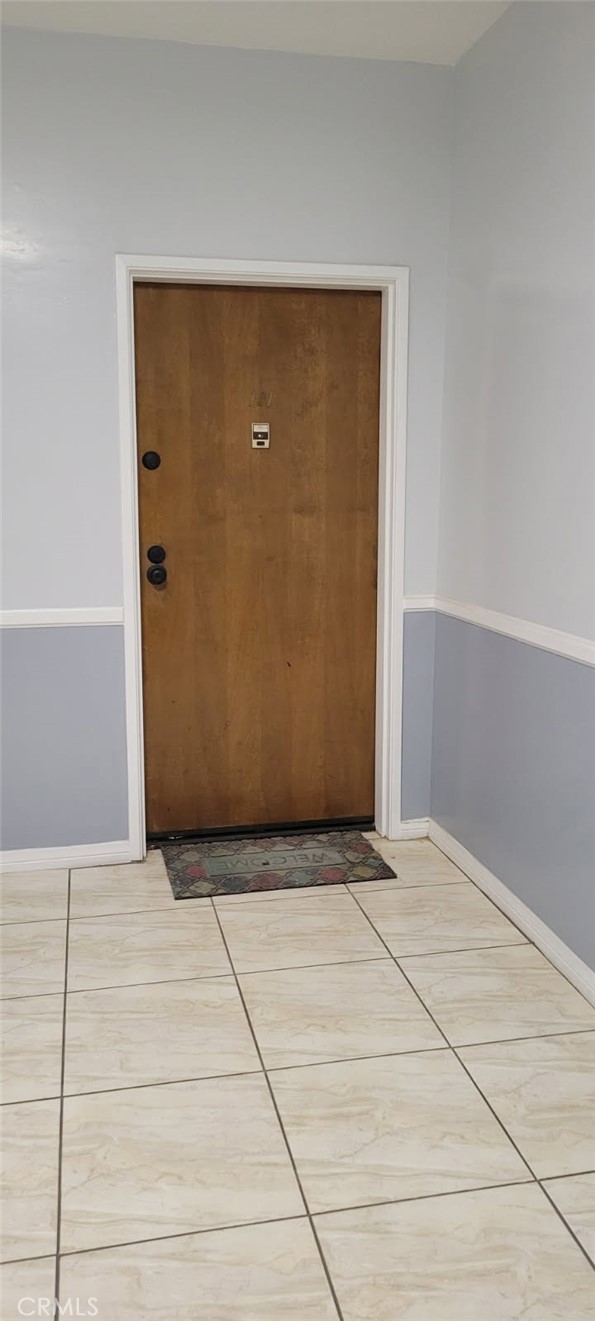 Detail Gallery Image 8 of 29 For 5135 Zelzah #101,  Encino,  CA 91316 - 2 Beds | 2 Baths