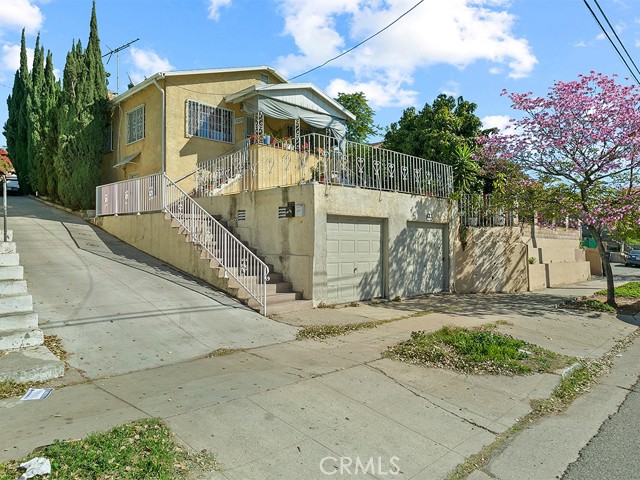 3215 E 8Th St, Los Angeles, CA 90023