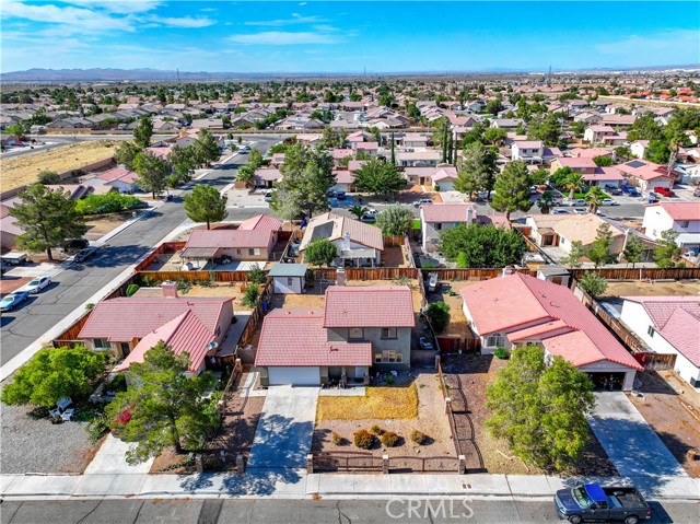 Detail Gallery Image 5 of 46 For 10790 Floral, Adelanto,  CA 92301 - 4 Beds | 3/1 Baths