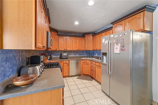 Detail Gallery Image 15 of 34 For 913 E Virginia, Barstow,  CA 92311 - 3 Beds | 2 Baths