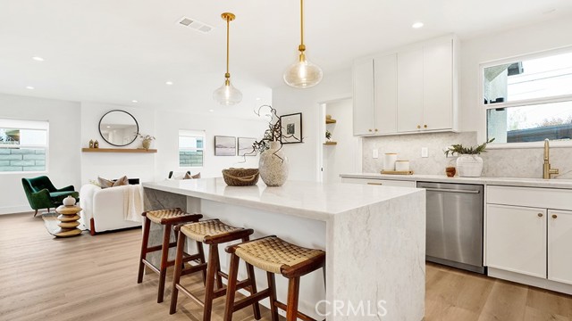 Detail Gallery Image 21 of 42 For 2735 Monogram, Long Beach,  CA 90815 - 5 Beds | 3 Baths