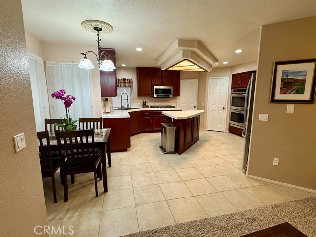 Detail Gallery Image 12 of 27 For 20567 Nathan, Riverside,  CA 92508 - 5 Beds | 3 Baths