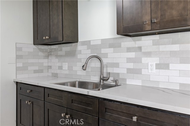 Detail Gallery Image 4 of 23 For 1911 Reedy Ave, Highland,  CA 92346 - 2 Beds | 1 Baths