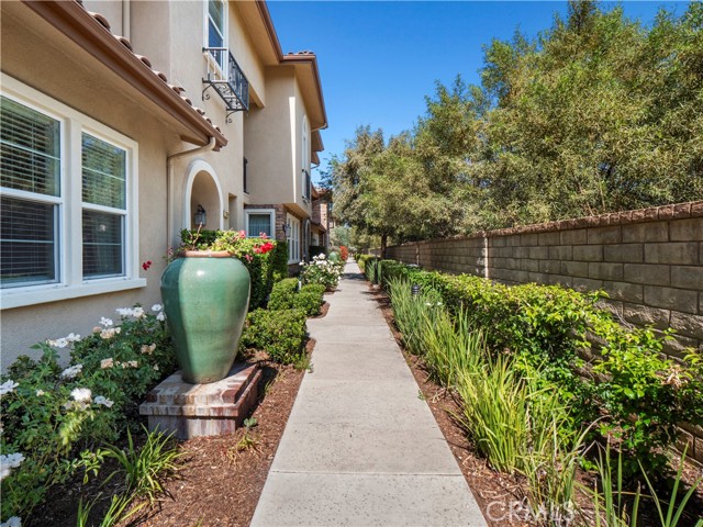 24496 Marzal Street, Valencia CA: https://media.crmls.org/medias/c4417306-4ff9-45da-af9a-927b1934e8d0.jpg