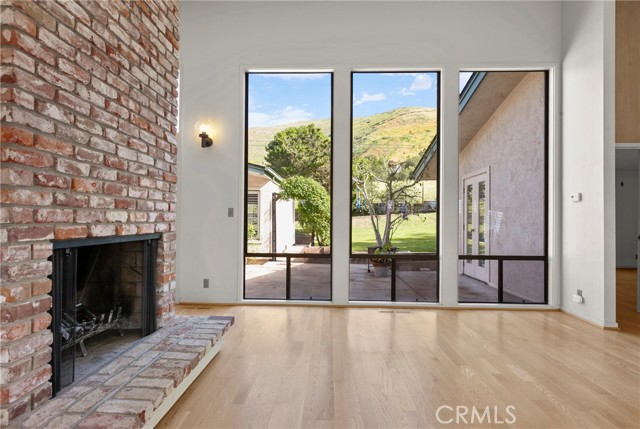 Detail Gallery Image 19 of 37 For 2060 Skylark Ln, San Luis Obispo,  CA 93401 - 3 Beds | 3 Baths