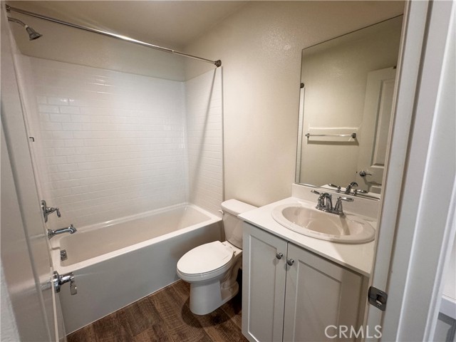 24054 Kerrigan Drive, Menifee CA: https://media.crmls.org/medias/c442d6be-5d6b-455f-8abb-9b0436fff8c0.jpg