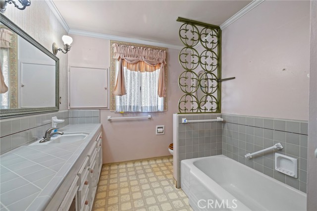 531 N Cherry Tree Lane, Anaheim CA: https://media.crmls.org/medias/c4432ab8-32fc-46e1-a060-053b57f076c7.jpg