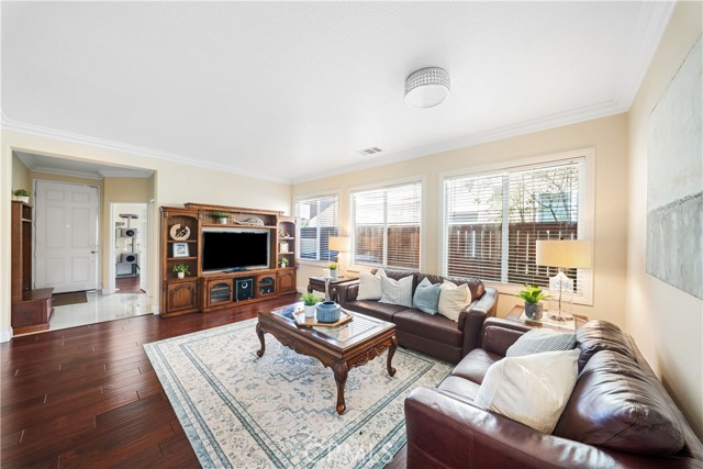 Detail Gallery Image 10 of 61 For 13 Frances Cir, Buena Park,  CA 90621 - 4 Beds | 3 Baths