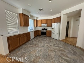 https://media.crmls.org/medias/c444ff7d-77c1-4710-b035-5d237bd625b4.jpg?preset=X-Large