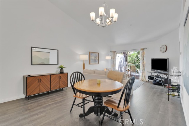 Detail Gallery Image 4 of 38 For 19191 Palo Verde Dr, Apple Valley,  CA 92308 - 2 Beds | 2 Baths