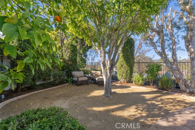 3 Parkman E Road, Laguna Niguel CA: https://media.crmls.org/medias/c44603fe-827a-4b05-83fb-59748971ff31.jpg