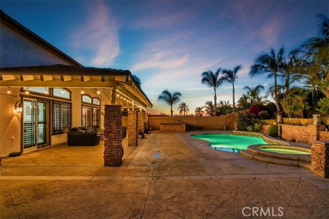 229 Oldenburg Lane, Norco CA: https://media.crmls.org/medias/c4465b4f-5ee2-4c44-aa18-937bc2fd7c77.jpg