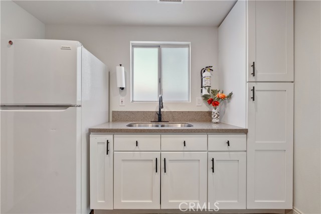 Detail Gallery Image 11 of 75 For 461 W Palm Vista Dr, Palm Springs,  CA 92262 - 4 Beds | 2 Baths