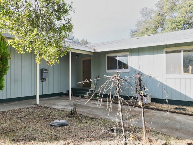 Detail Gallery Image 3 of 29 For 7090 Signa Ann, Lucerne,  CA 95458 - 3 Beds | 2 Baths