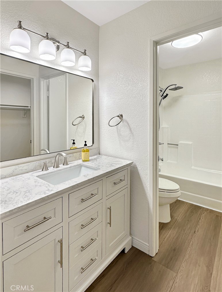 MLS #OC25279039 image #11