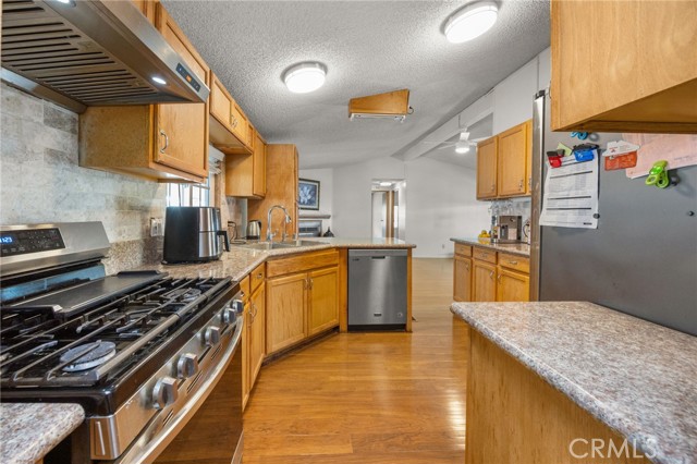 Detail Gallery Image 17 of 35 For 235 S Beach #75,  Anaheim,  CA 92804 - 3 Beds | 2 Baths