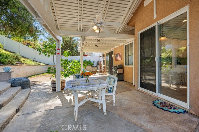 42708 Mountain Shadow Road, Murrieta CA: https://media.crmls.org/medias/c449ecc9-9deb-4d57-8e3a-97d7664c63c4.jpg