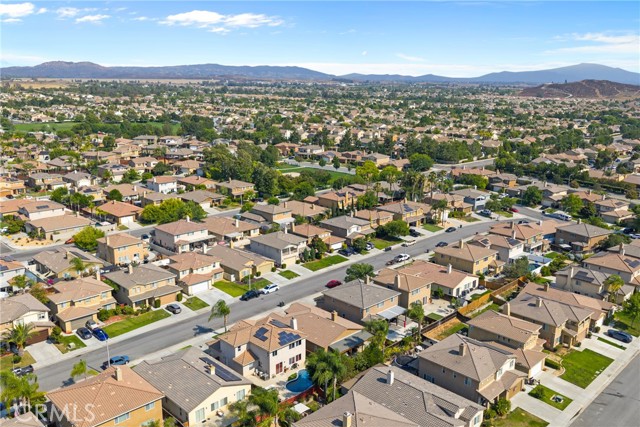 35579 Denver Circle, Winchester CA: https://media.crmls.org/medias/c44dafd3-3811-4227-a15b-cc00b7e9bf01.jpg