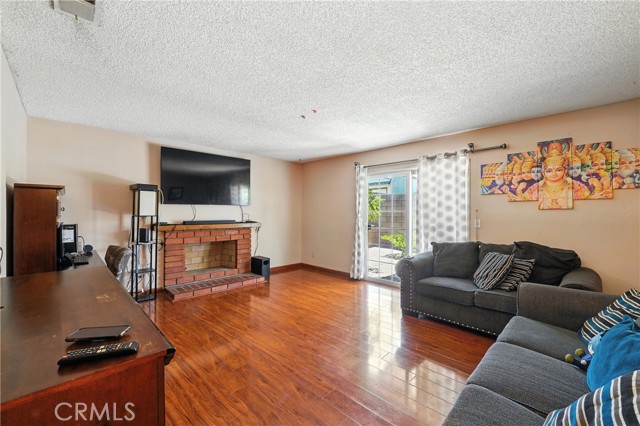 Detail Gallery Image 9 of 19 For 11813 Colima Rd, Whittier,  CA 90604 - 4 Beds | 2 Baths