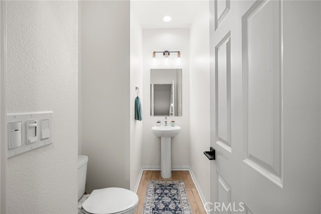 Detail Gallery Image 20 of 34 For 329 N Standard, Santa Ana,  CA 92701 - 4 Beds | 3/1 Baths