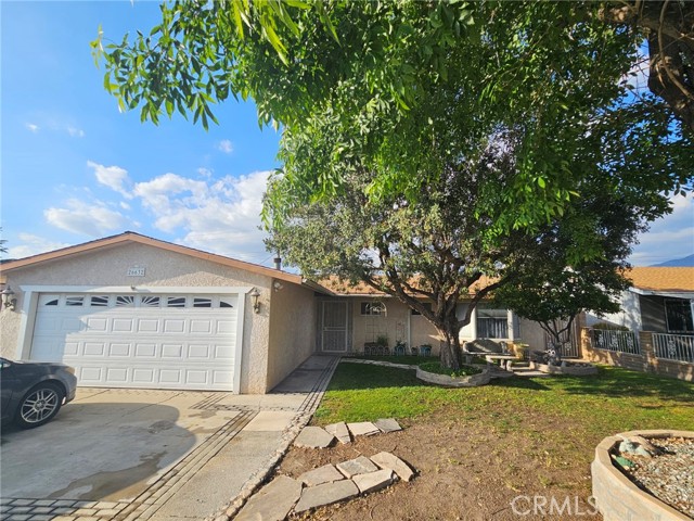 Detail Gallery Image 1 of 16 For 26632 6th St, Highland,  CA 92346 - 3 Beds | 2 Baths