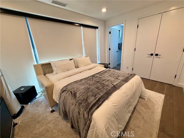 Detail Gallery Image 32 of 56 For 116 W Channel Islands Bld, Oxnard,  CA 93035 - 5 Beds | 5 Baths