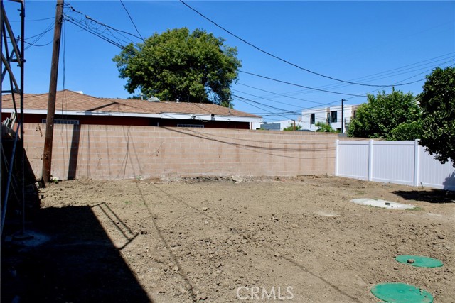 Detail Gallery Image 14 of 22 For 21217 S Main, Carson,  CA 90745 - 2 Beds | 1 Baths