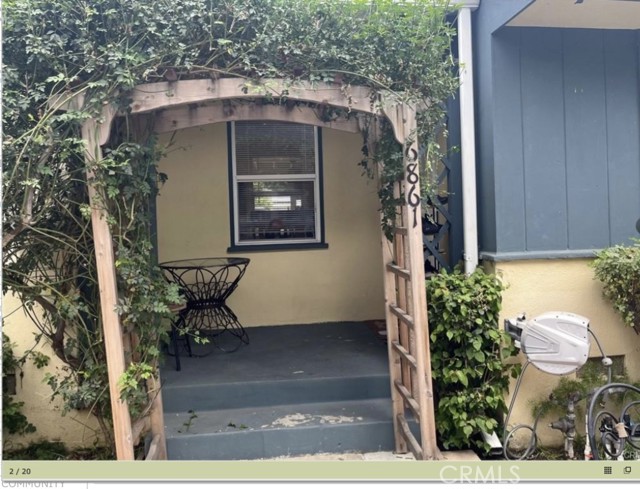 6861 N White Oak Avenue, Reseda (los Angeles), California 91335, 3 Bedrooms Bedrooms, ,2 BathroomsBathrooms,Residential Lease,For Rent,6861 N White Oak Avenue,CRSR25156255